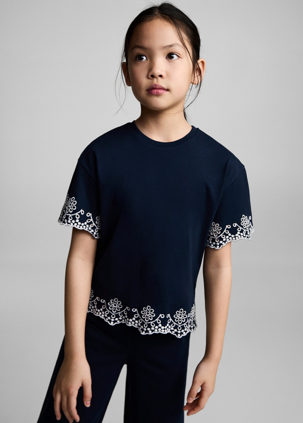 Embroidered detail T-shirt