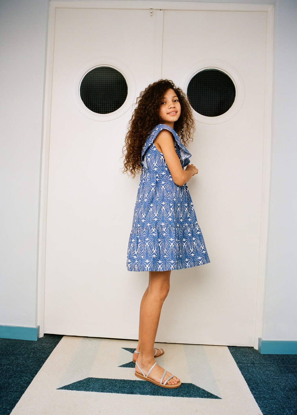Printed dress with ruffled sleeves 3 Printed dress with ruffled sleeves