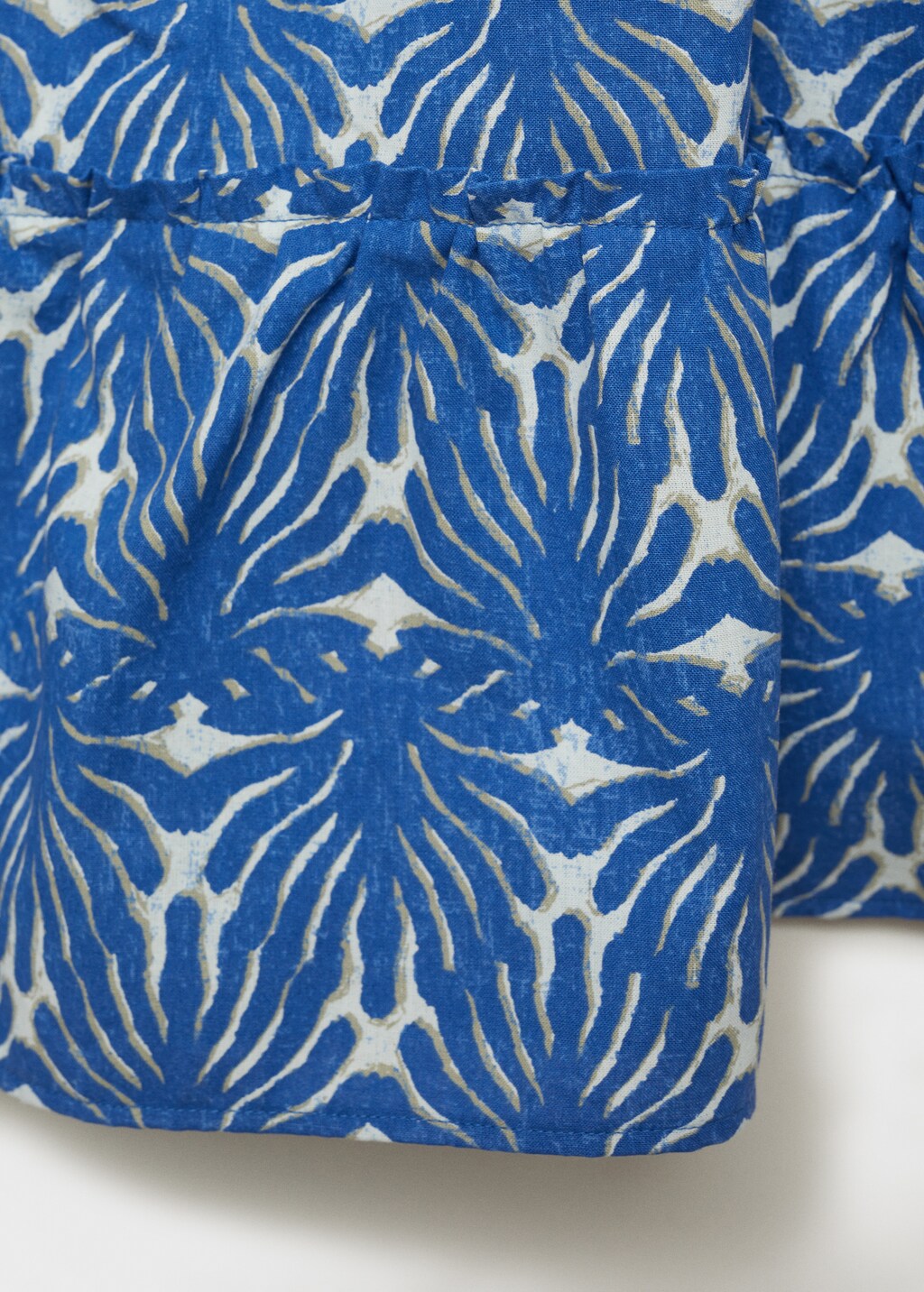 Printed dress with ruffled sleeves 7 Printed dress with ruffled sleeves