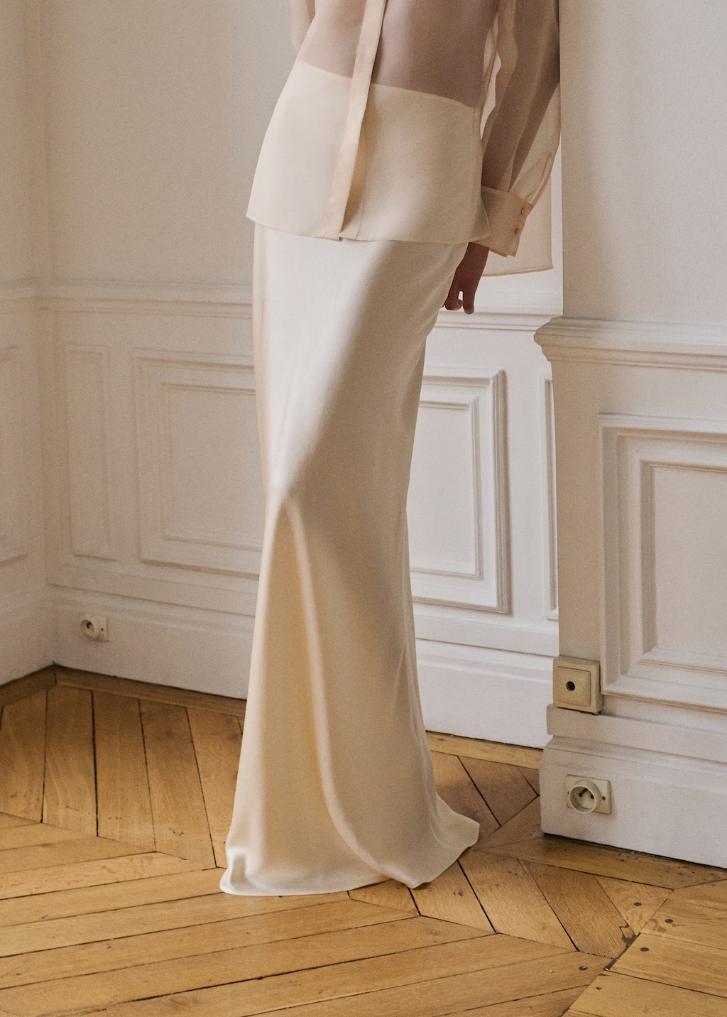 Satin maxi-skirt
