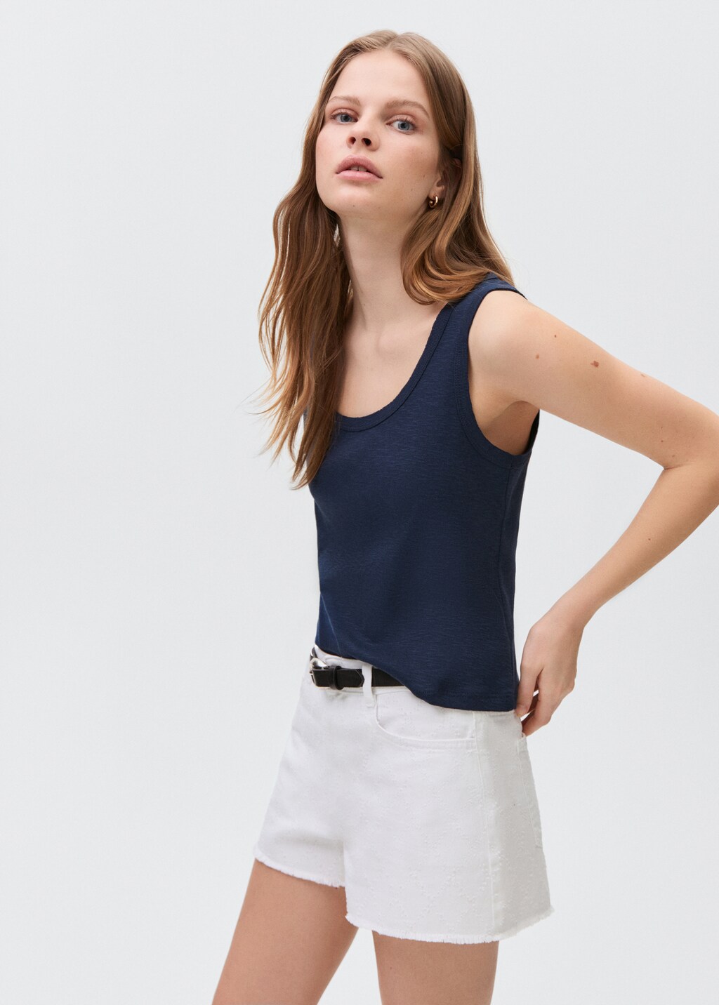Cotton sleeveless t-shirt