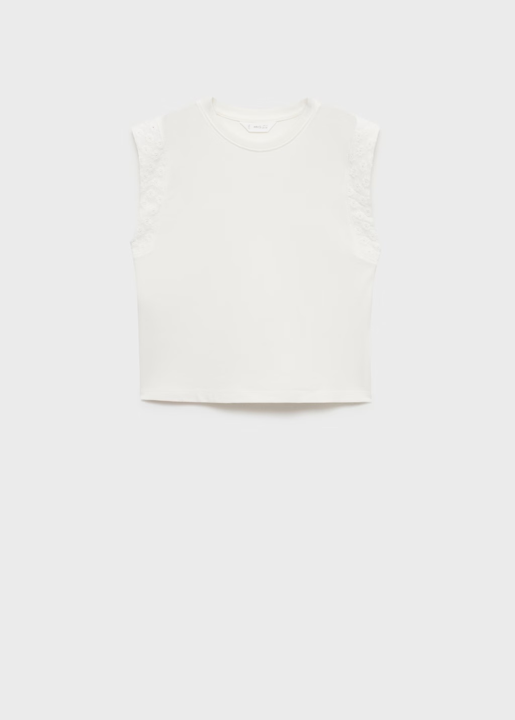 T-shirt with embroidered detail 5 T-shirt with embroidered detail