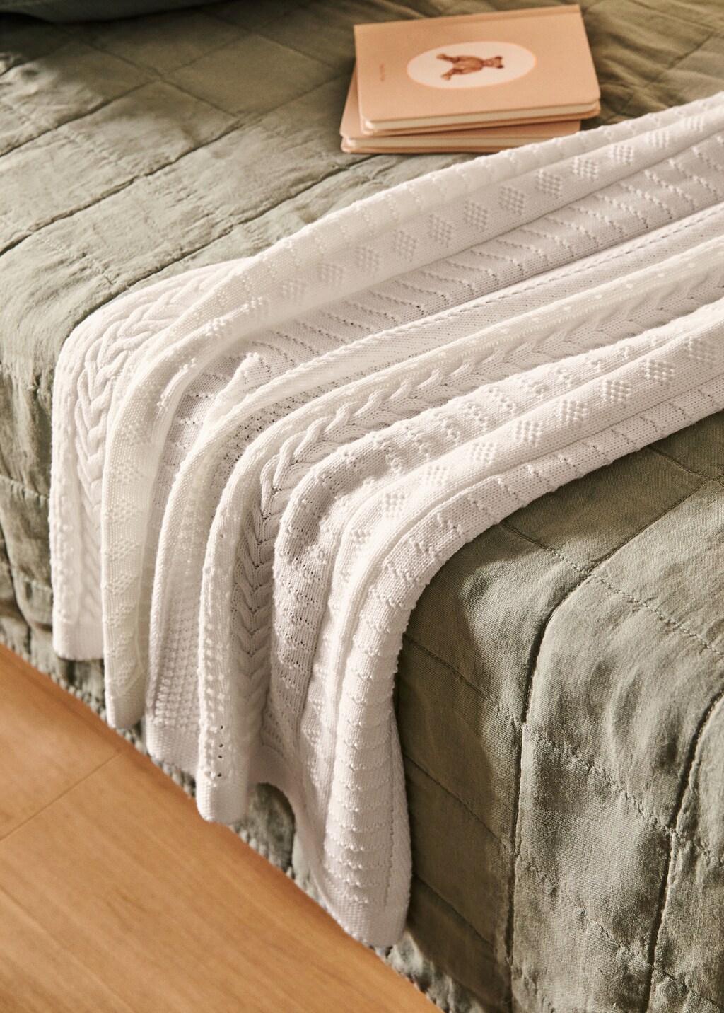 Children's cotton knitted blanket
