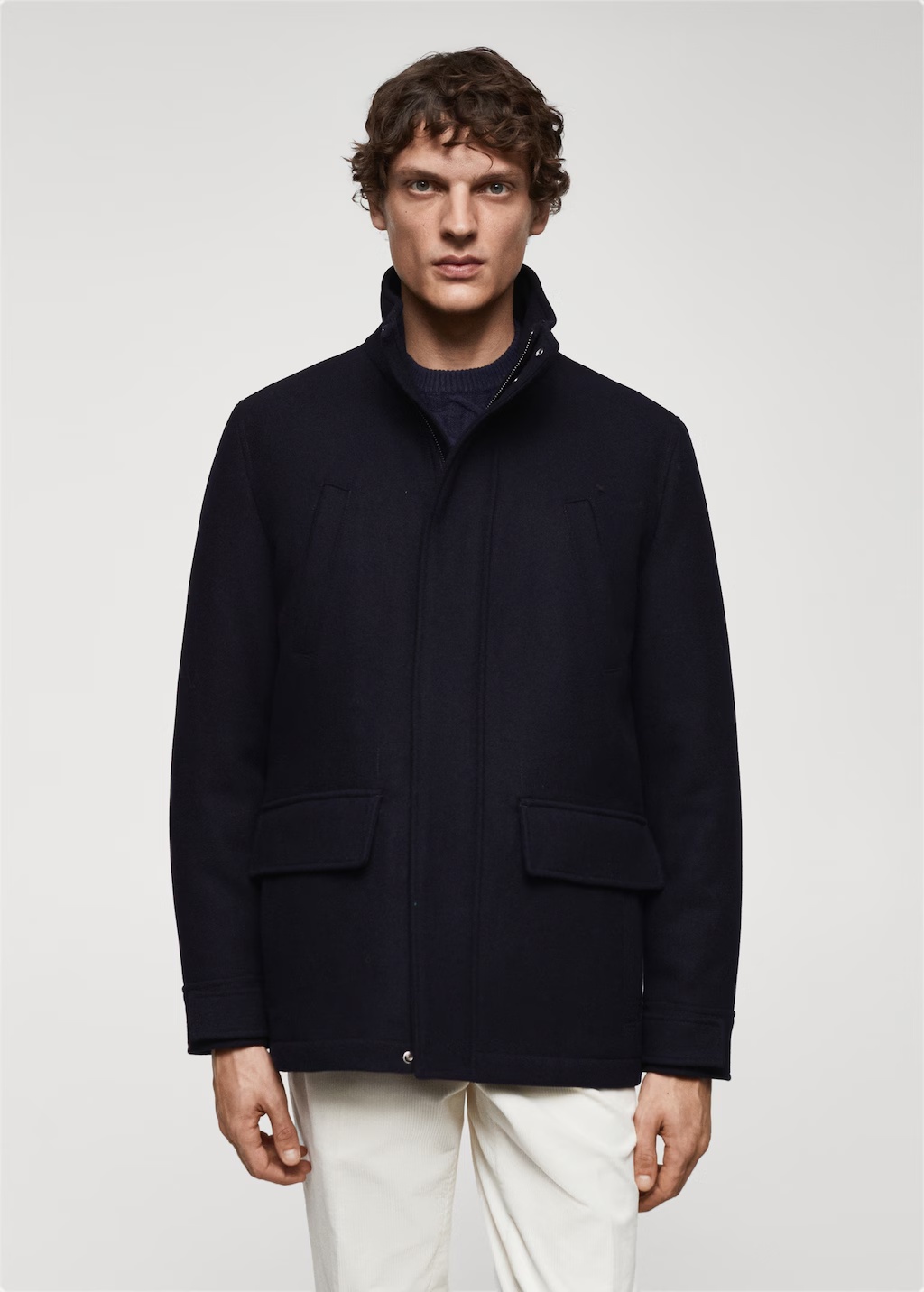 Short wool coat with pockets