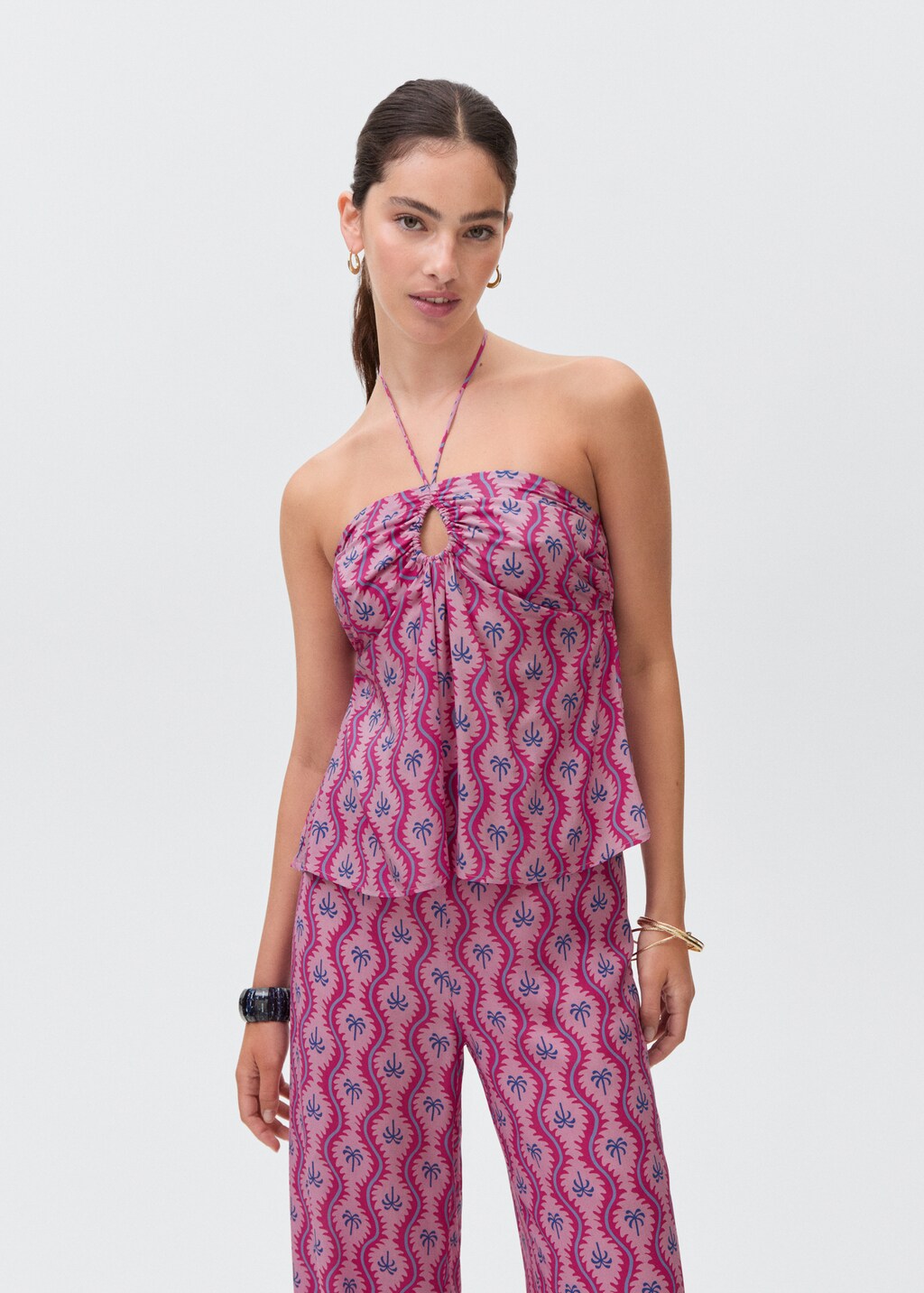 Halter-neck printed top