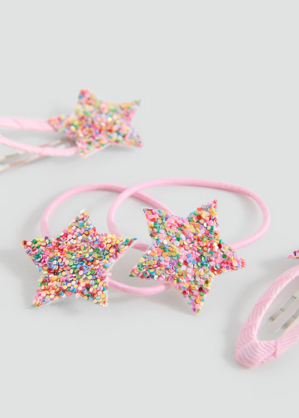 Pack of hairpins and hair bands