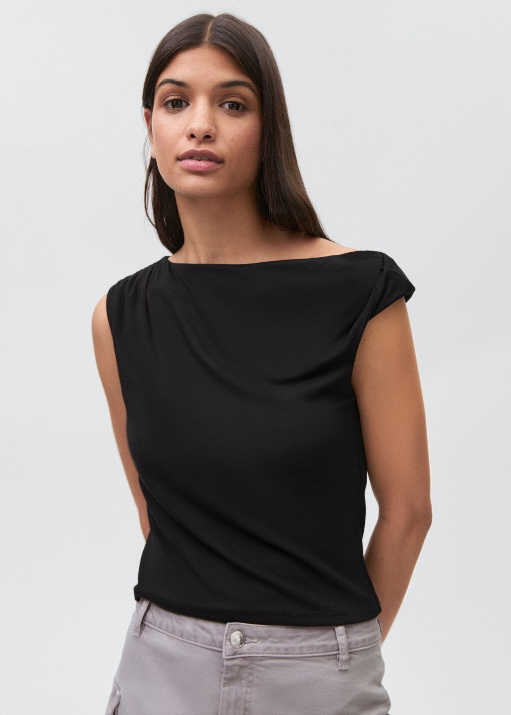Shoulder detail T-shirt