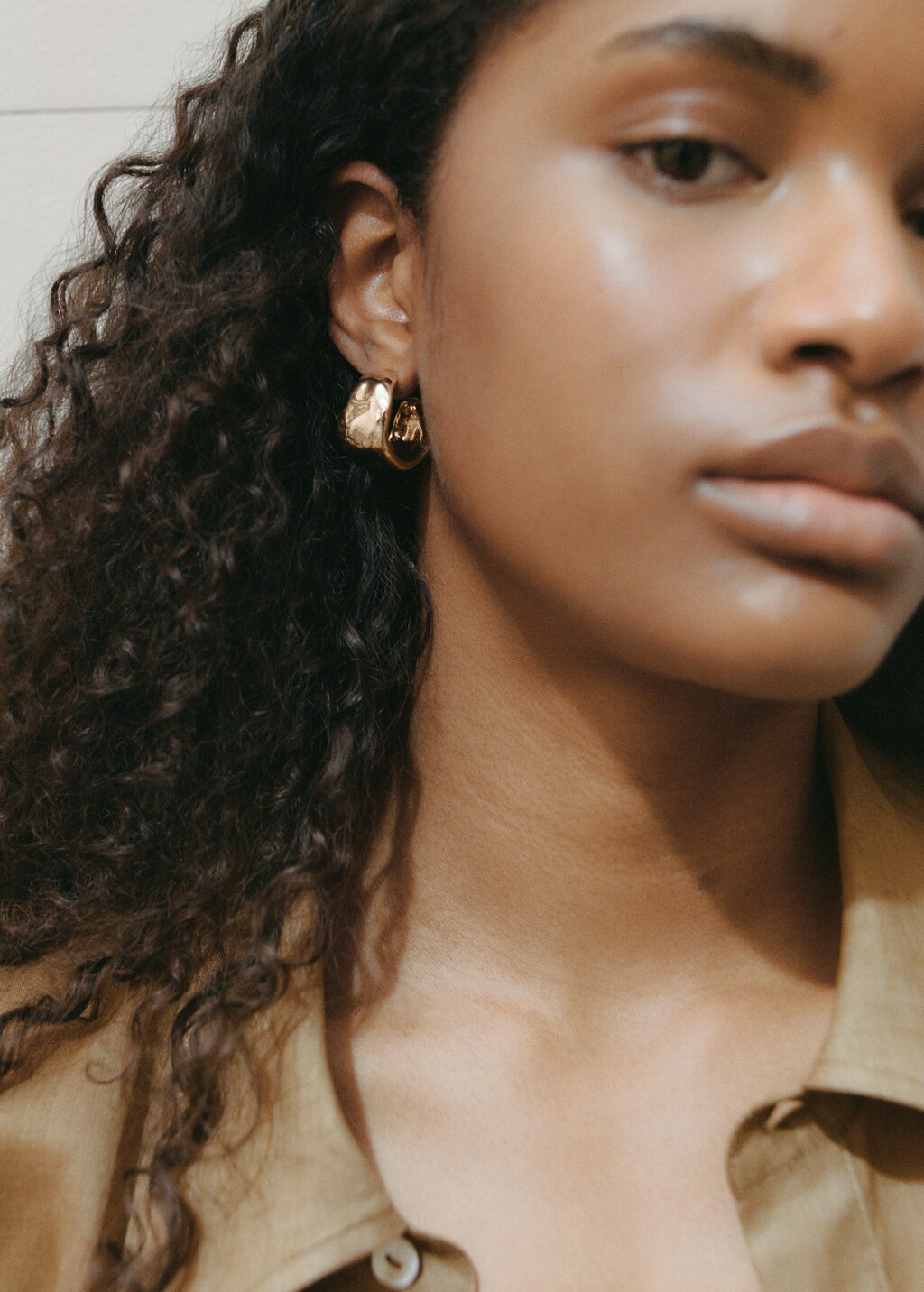 Twisted hoop earrings
