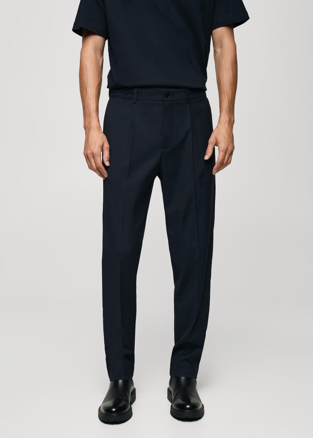 Pleated slim-fit pants