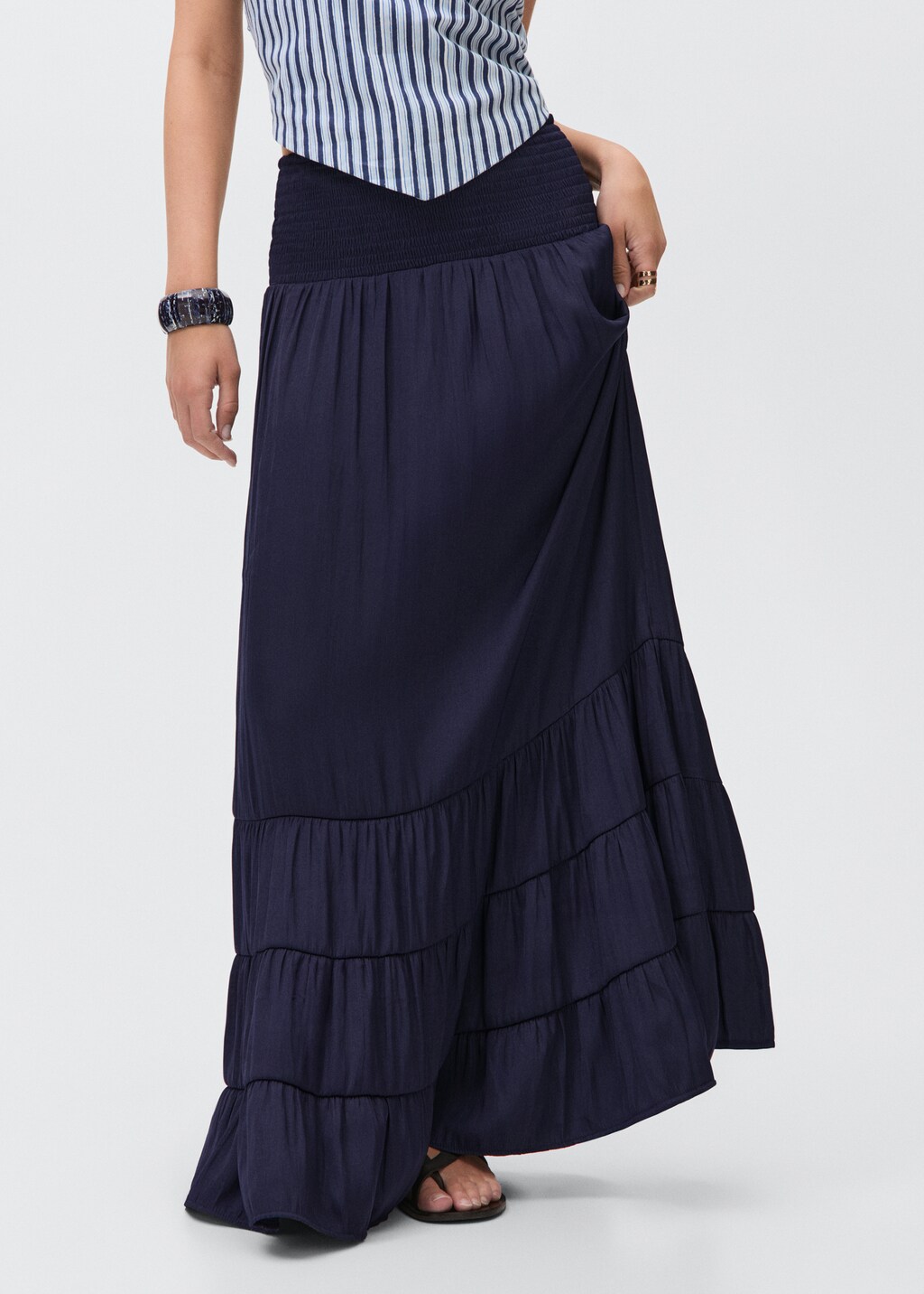 Ruffled long skirt