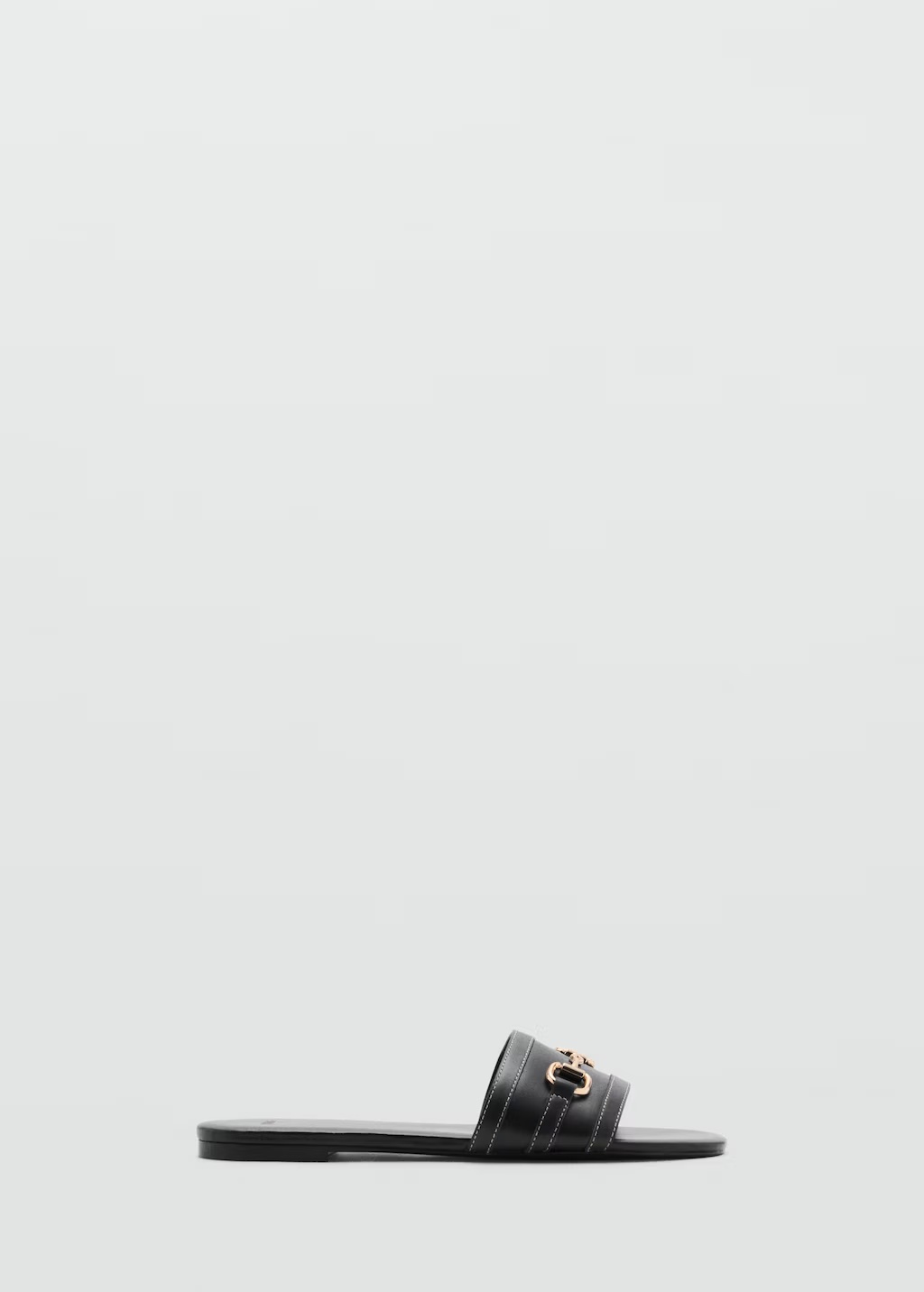 Buckle leather sandals
