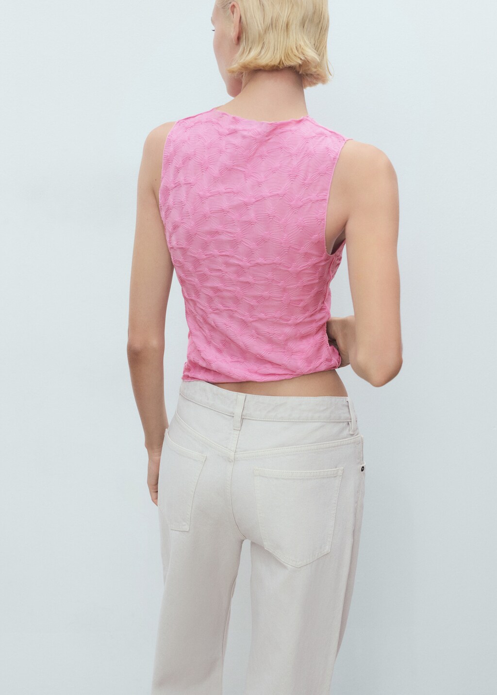 Fitted top with gathered shoulder 4 Fitted top with gathered shoulder