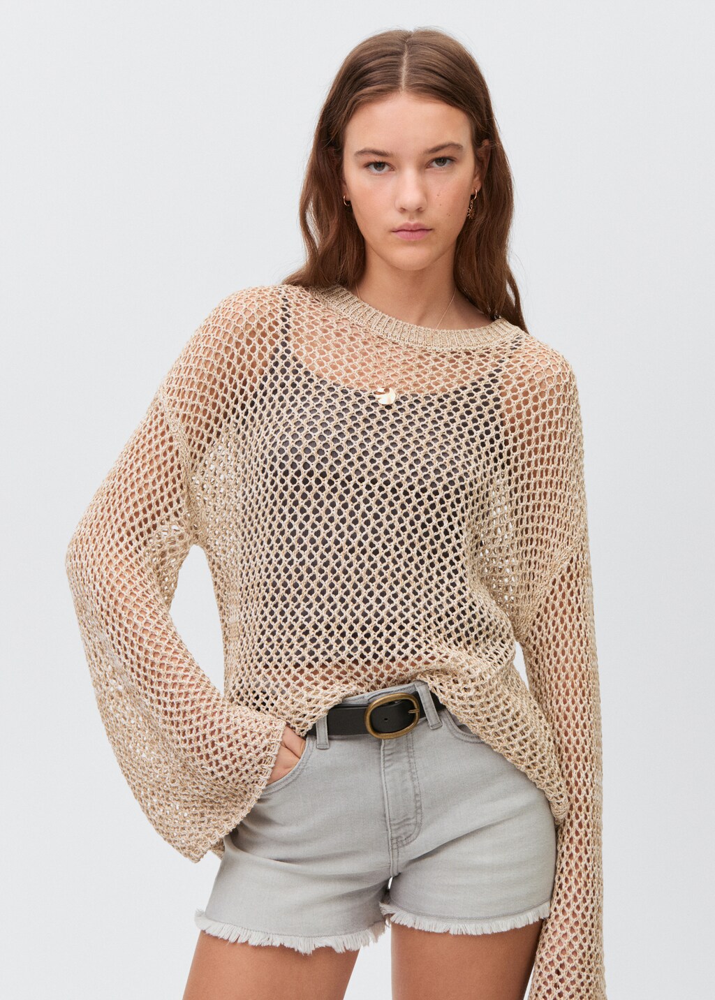 Denim shorts with frayed hem