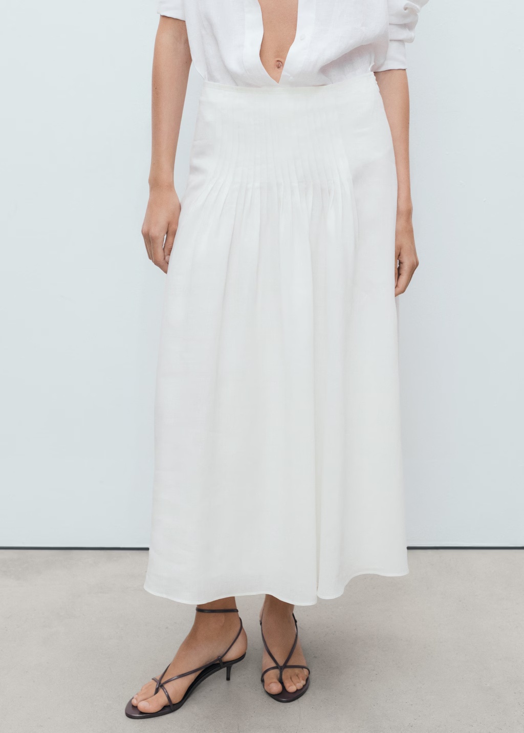 Ramie pleated skirt