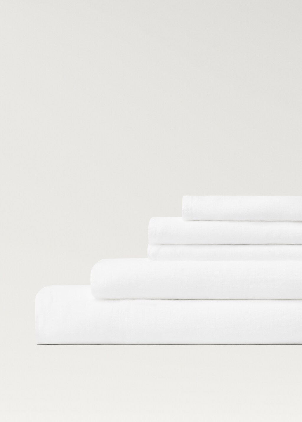 Washed linen fitted sheet for 135 cm bed
