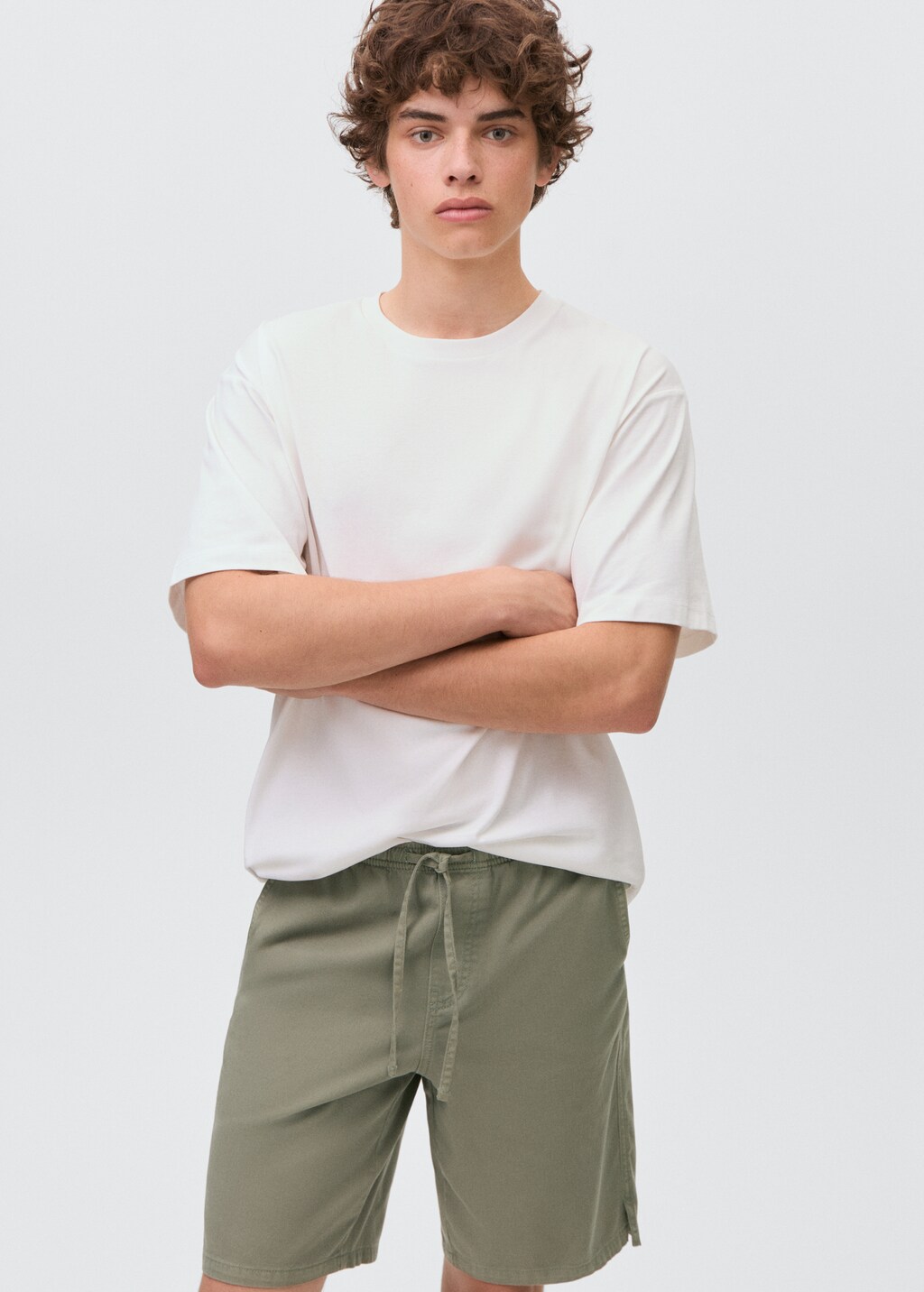 Cotton shorts with drawstring 5 Cotton shorts with drawstring