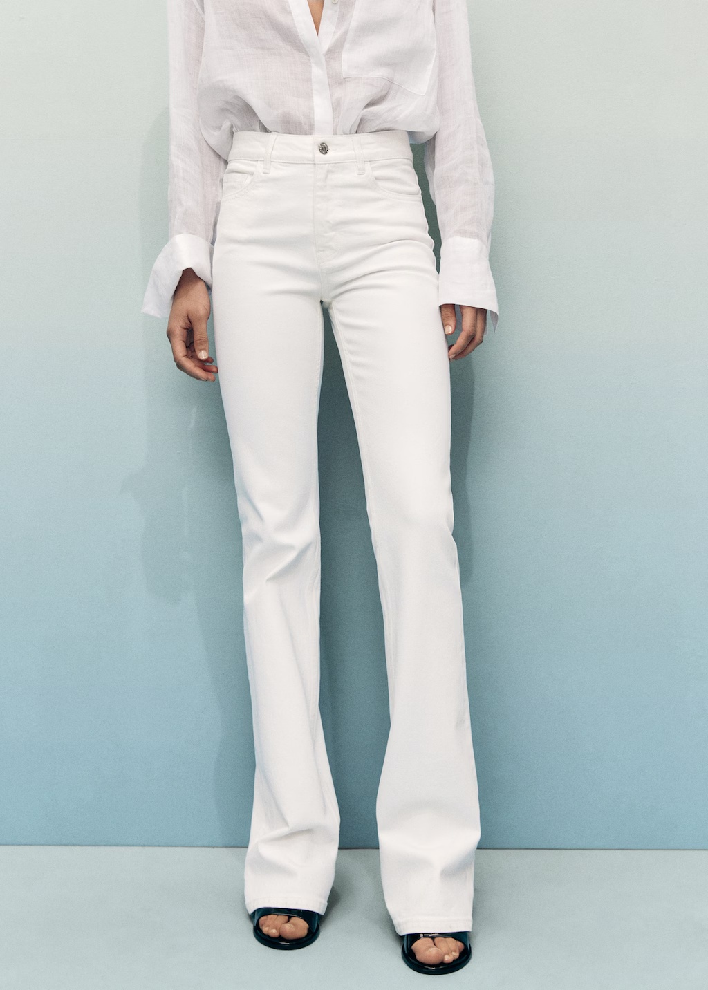 Fiona flared mid-rise jeans