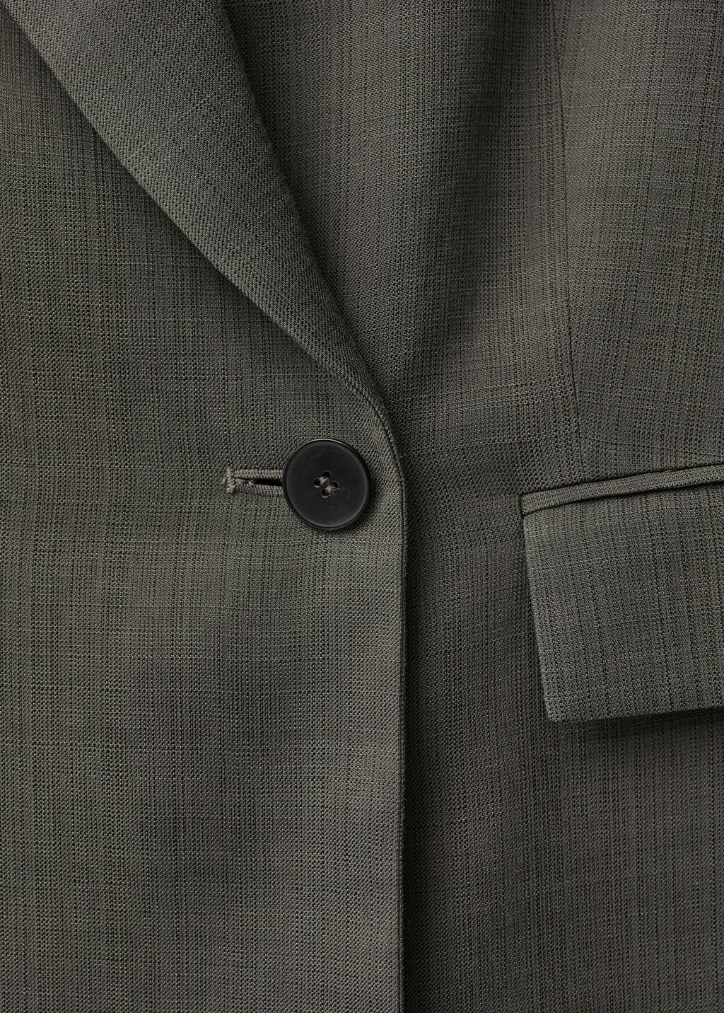 Oversized double-breasted suit blazer 7 Oversized double-breasted suit blazer