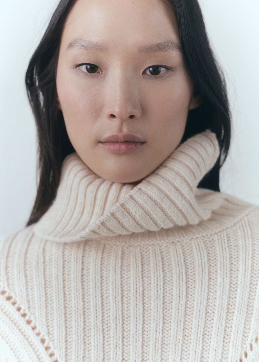 Turtleneck sweater with unstitched detail 5 Turtleneck sweater with unstitched detail