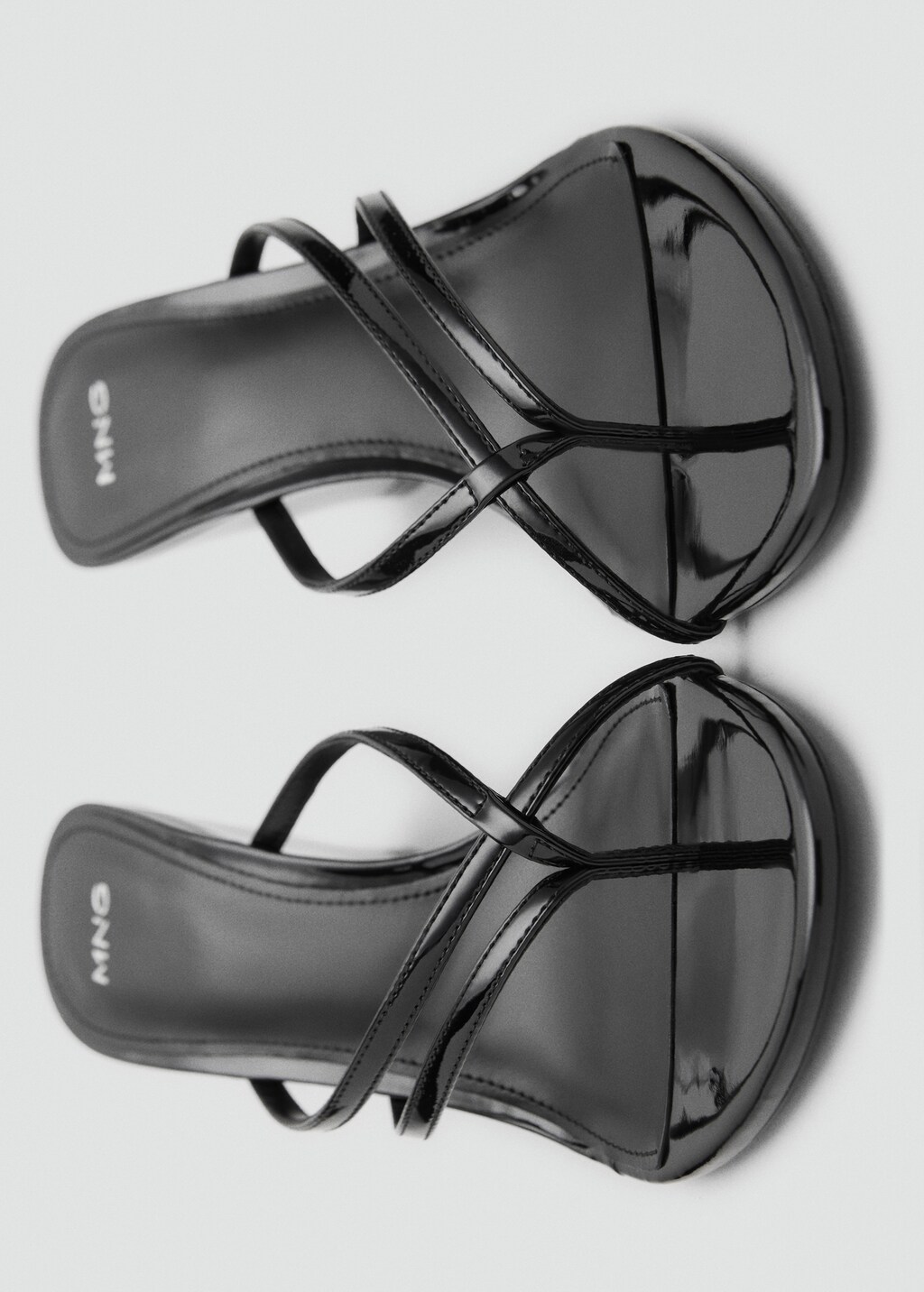 Wedge sandals with crisscross straps 6 Wedge sandals with crisscross straps