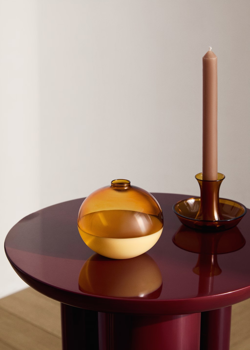 Borosilicate bud vase