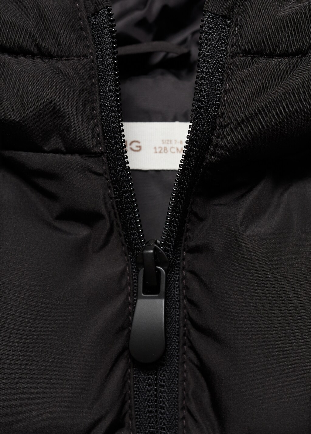 Quilted gilet with hood 3 Quilted gilet with hood