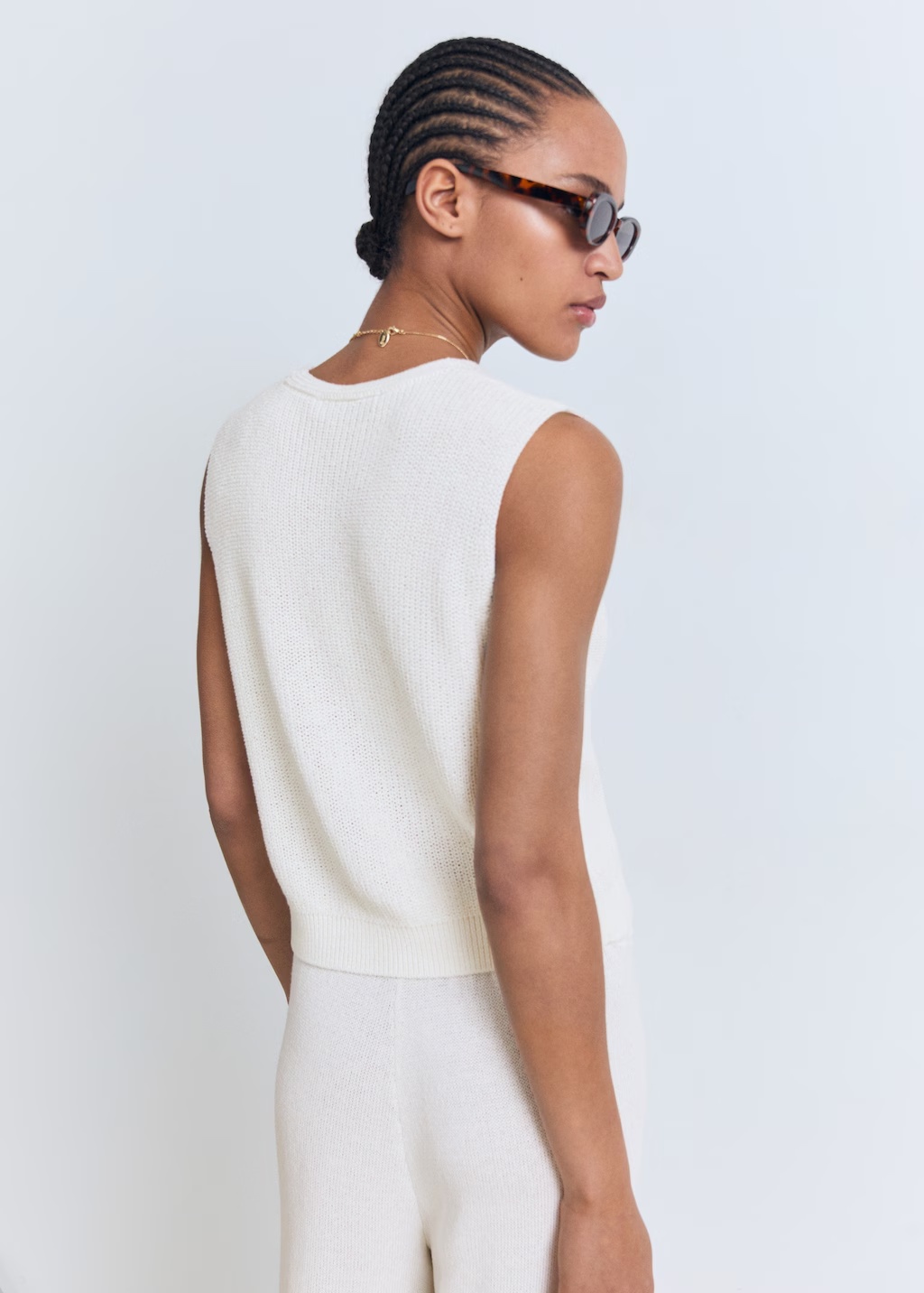 Openwork knitted waistcoat 4 Openwork knitted waistcoat