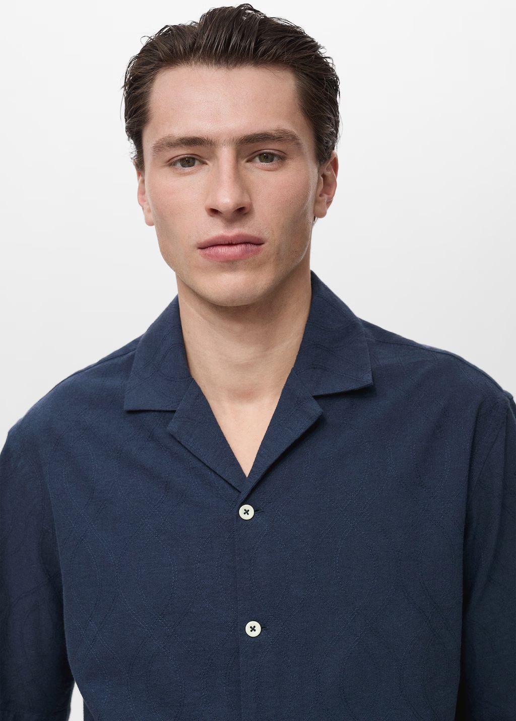 Shirt with embroidered bowling collar 5 Shirt with embroidered bowling collar