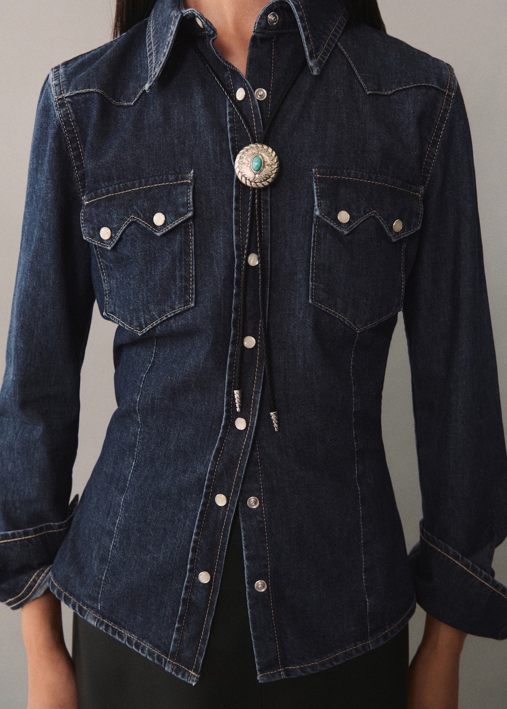 Chest-pocket denim shirt