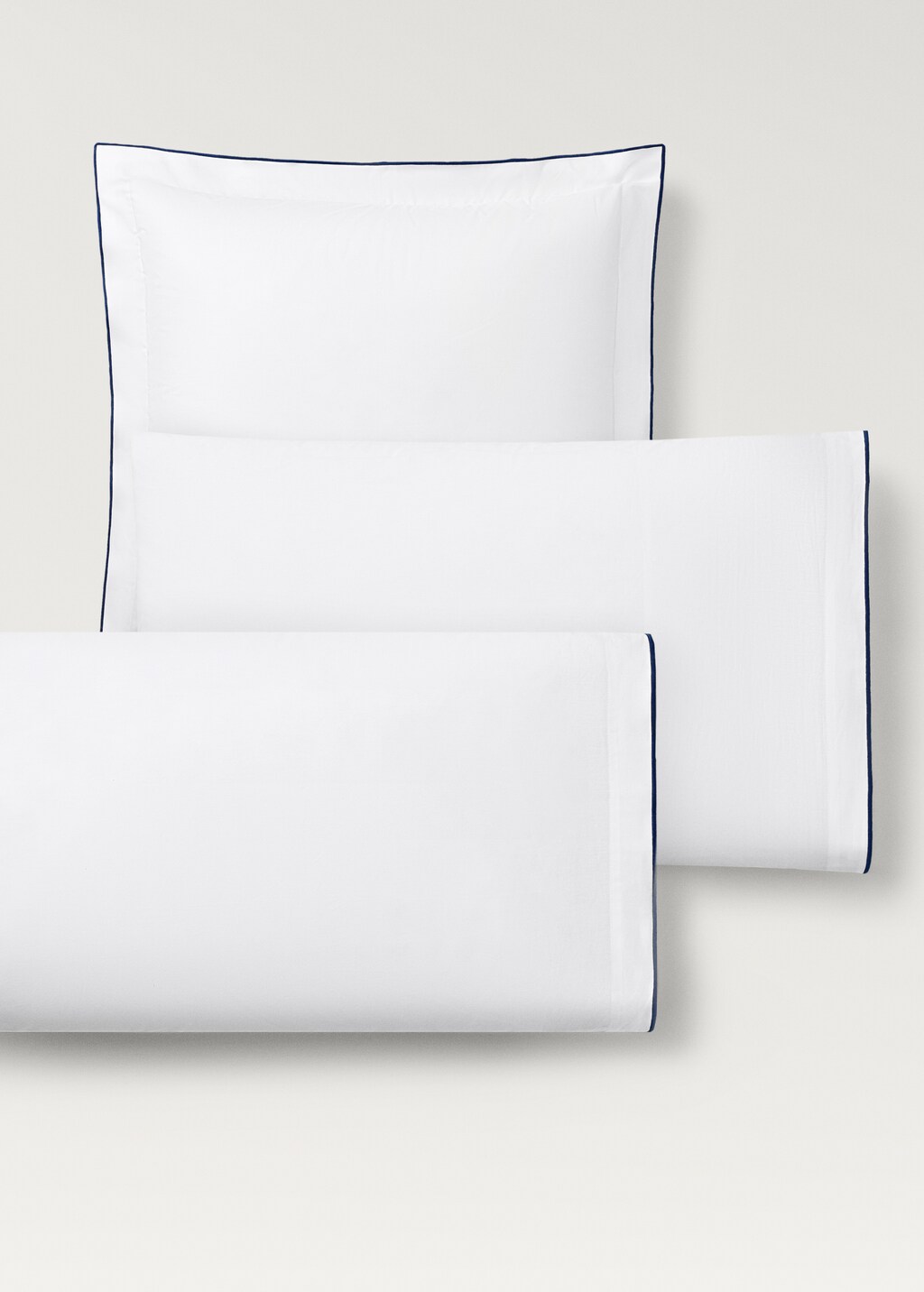 Cotton percale pillowcase with contrasting overlock stitching 45x110 cm