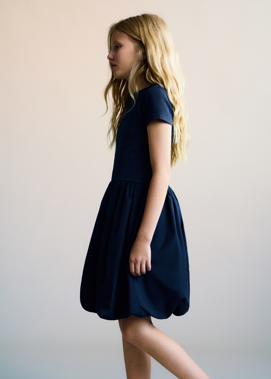 Ballon skirt dress