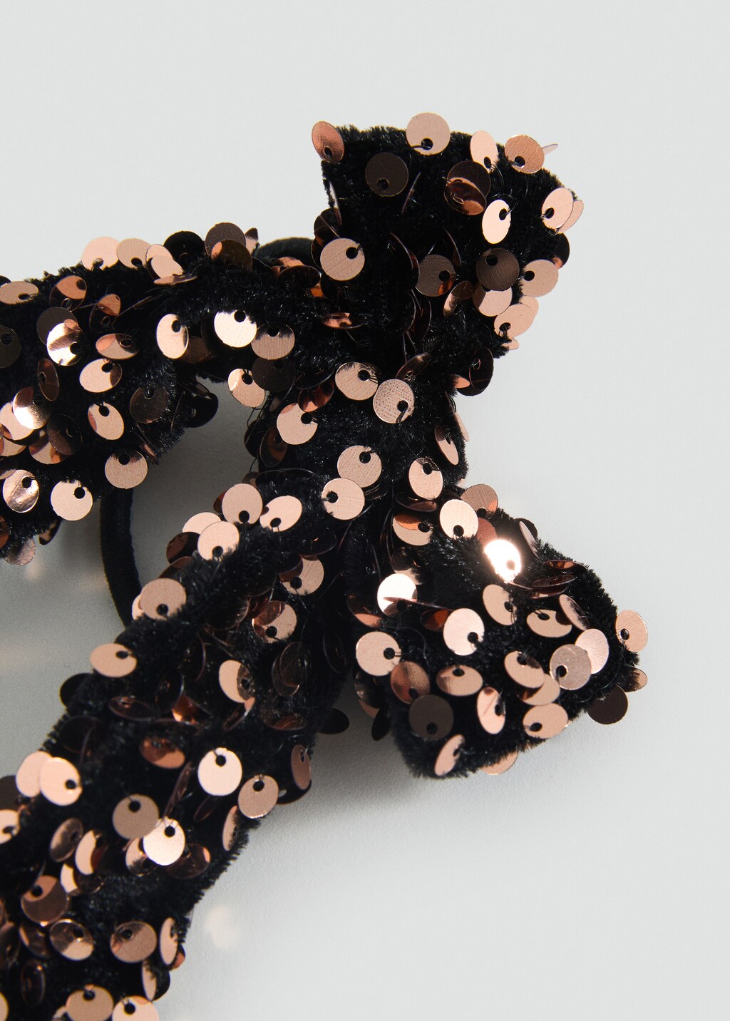 Bow scrunchie