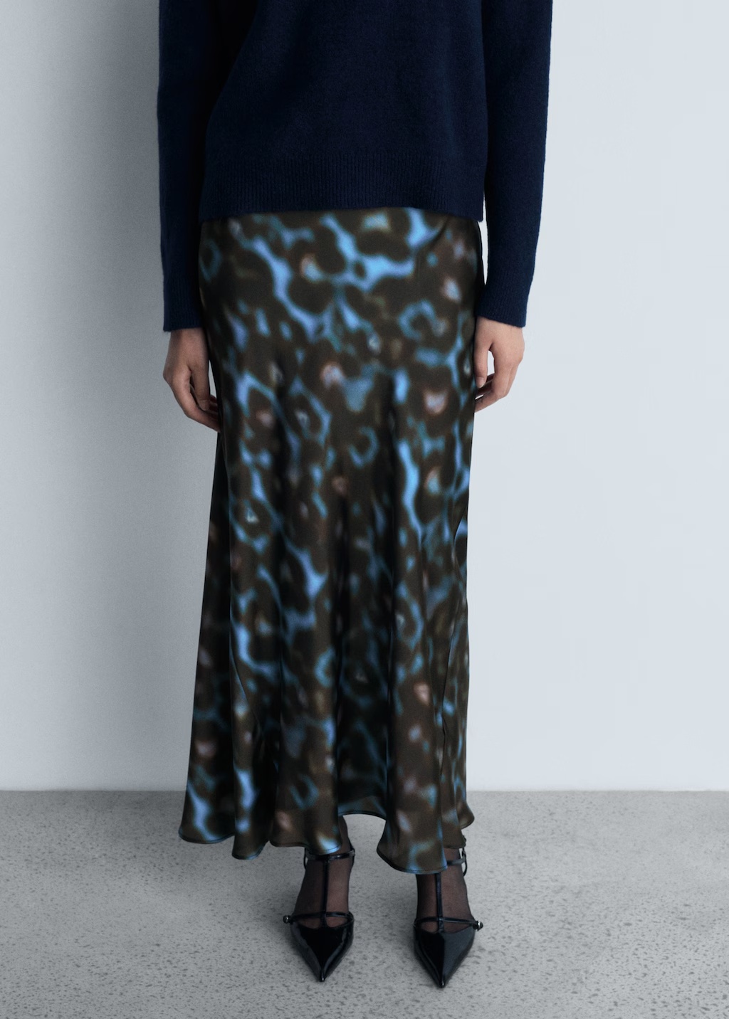 Printed satin skirt