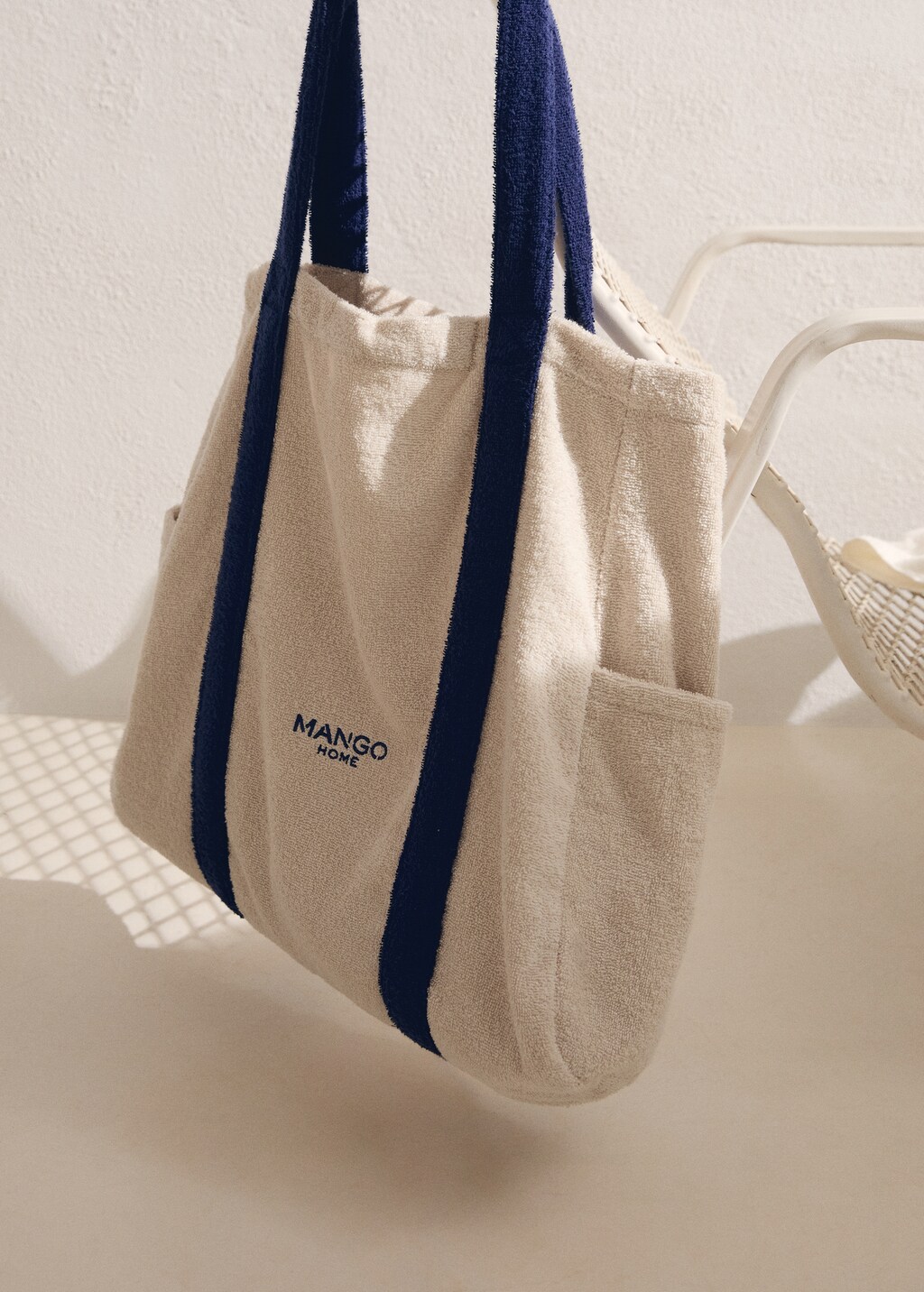 Towel effect beach bag