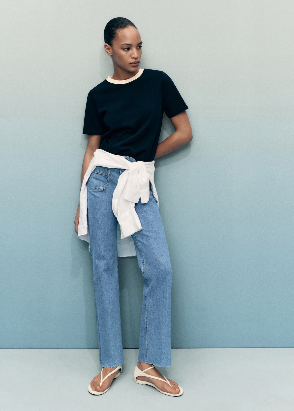 Flared cropped jeans with pockets 3 Flared cropped jeans with pockets