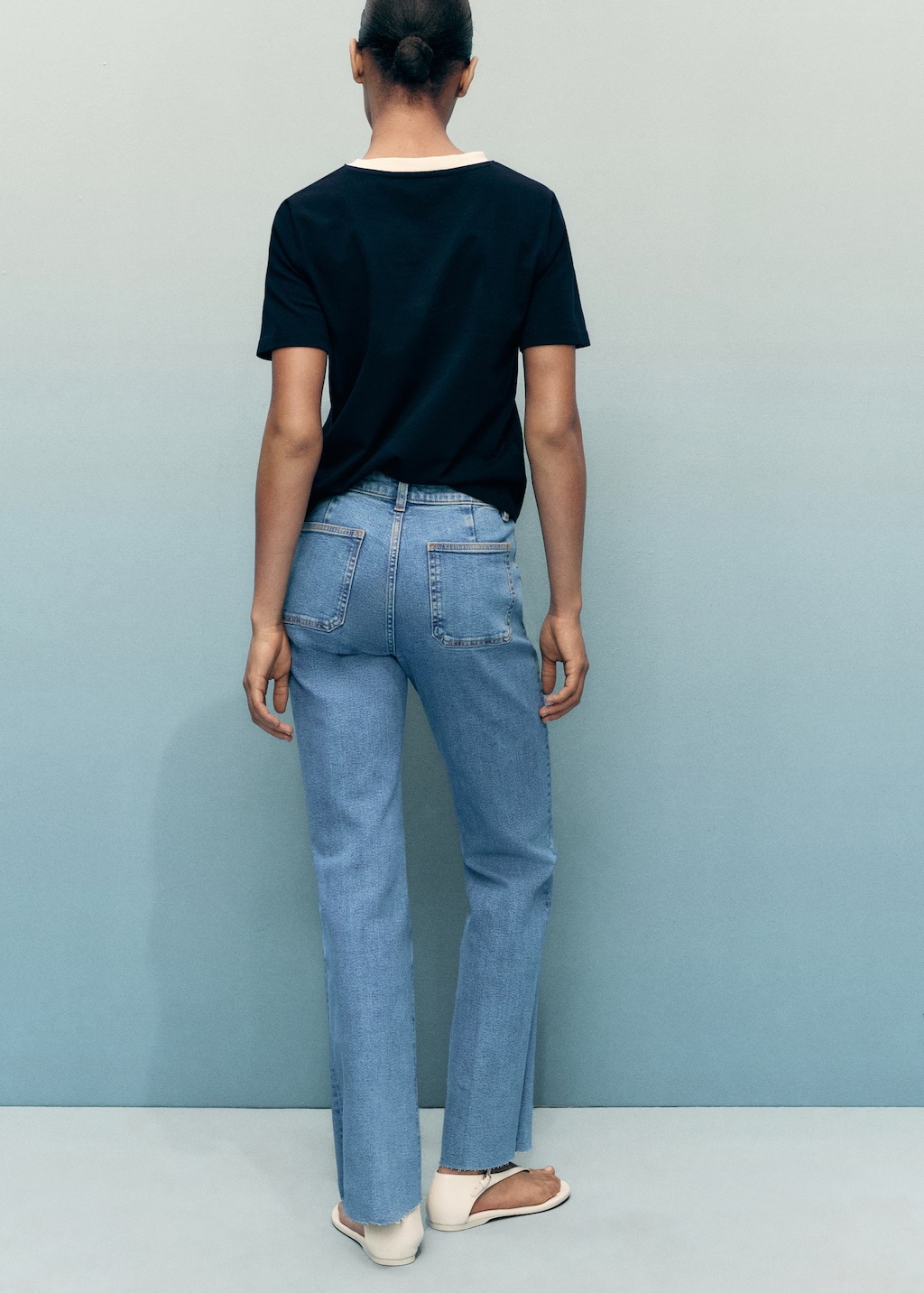 Flared cropped jeans with pockets 4 Flared cropped jeans with pockets