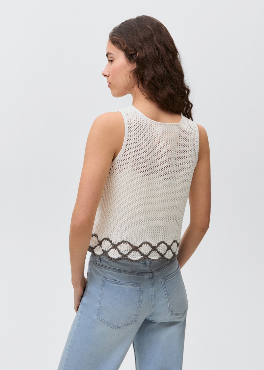 Knitted top with contrast details 4 Knitted top with contrast details
