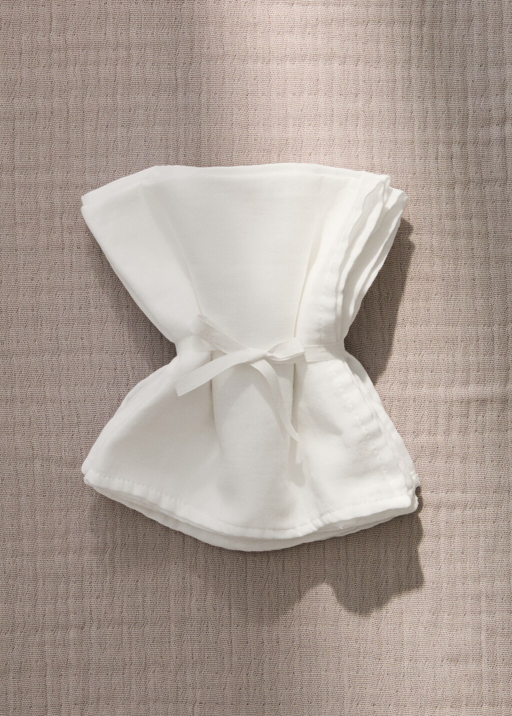 Plain cotton baby swaddle