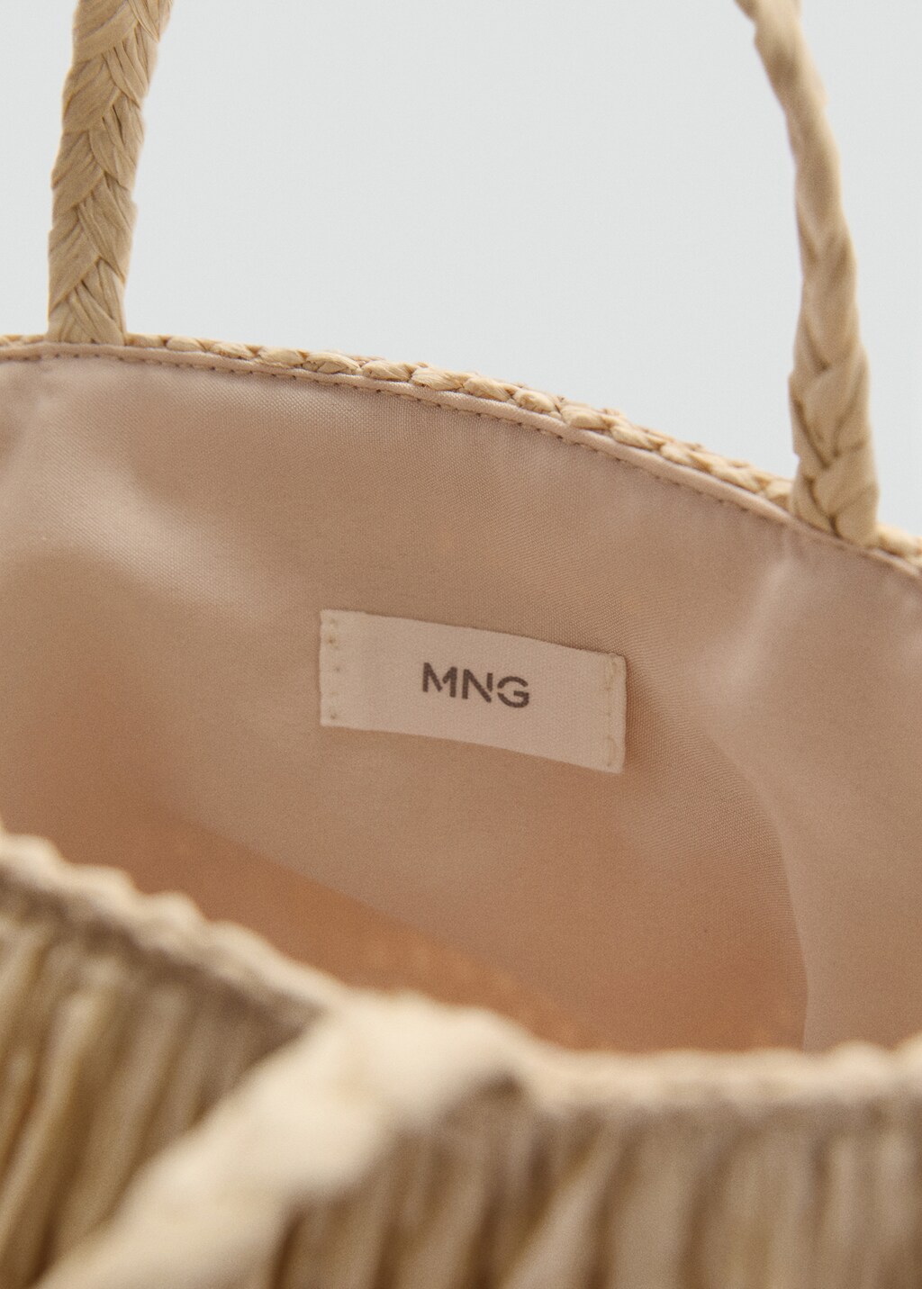 Fringed raffia bag 4 Fringed raffia bag