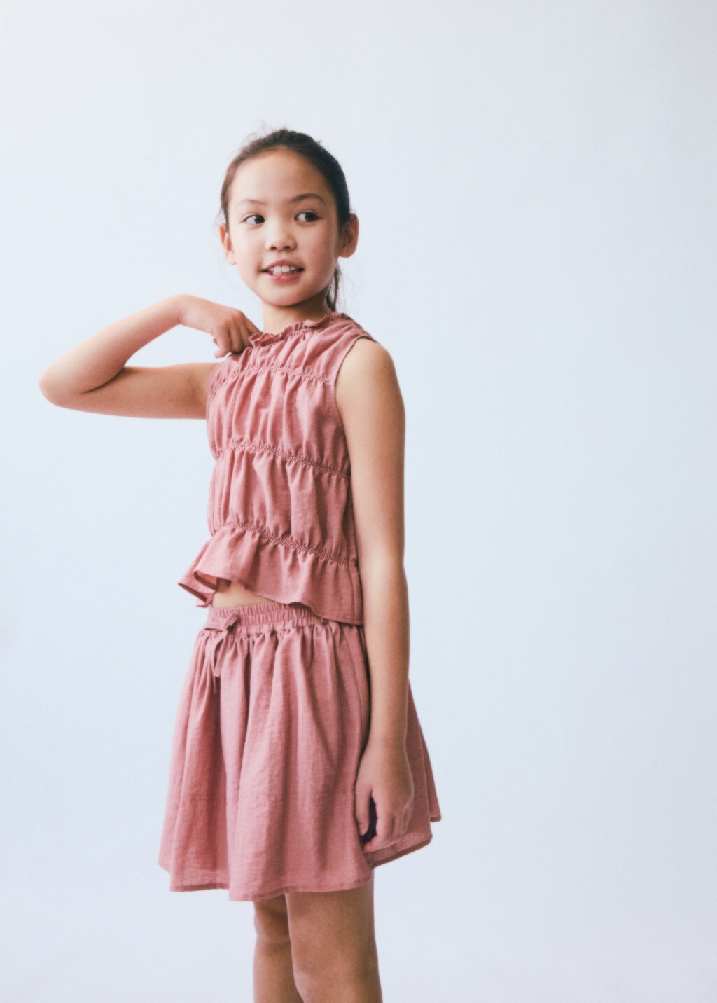 Ruched details linen-blend top