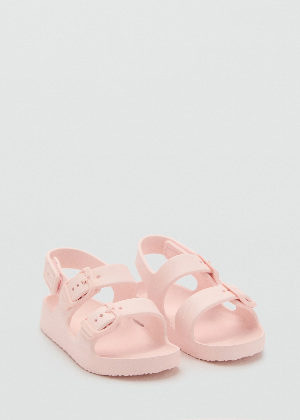 Flip-flops with buckle straps