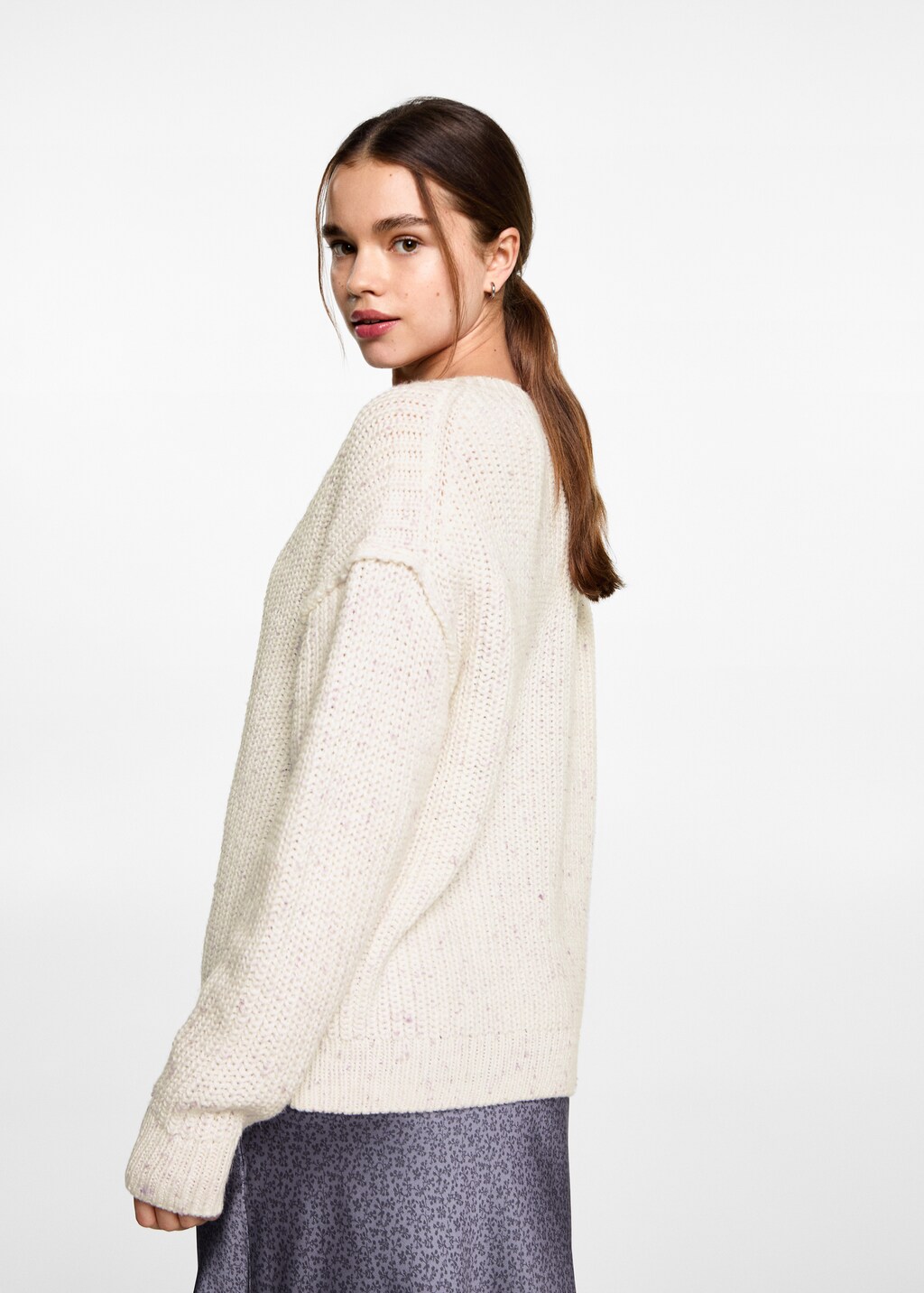 Oversized V-neck sweater 4 Oversized V-neck sweater