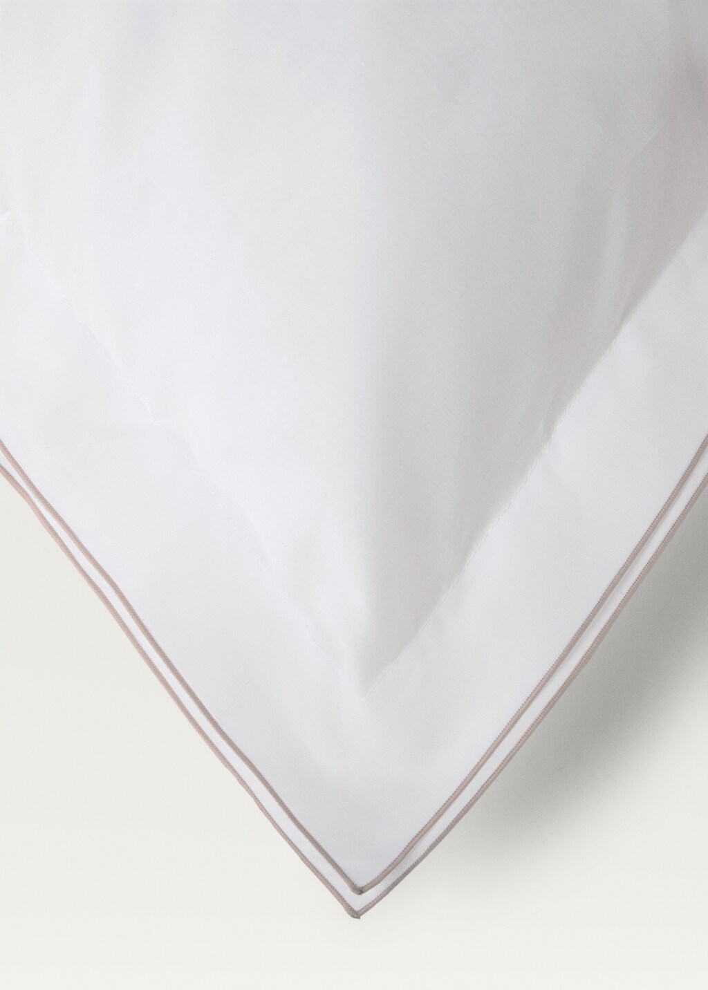 Two cotton percale pillowcases with double overlock 60x60 cm 4 Two cotton percale pillowcases with double overlock 60x60 cm