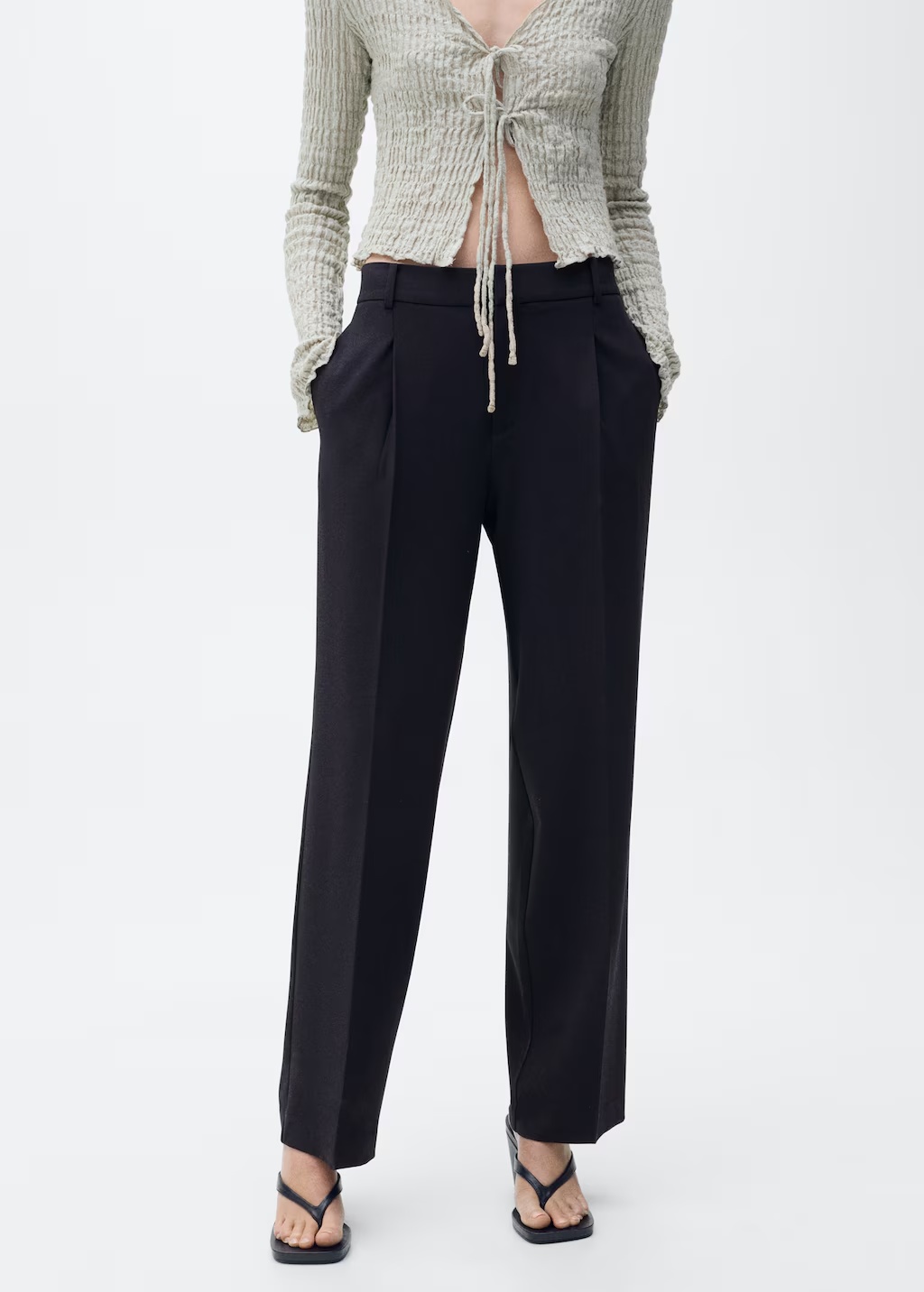 Straight-fit pleated pants