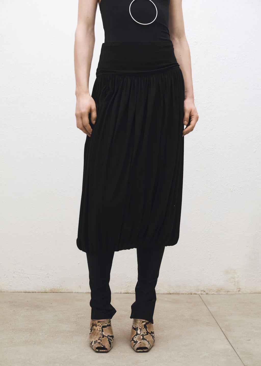 Balloon midi skirt
