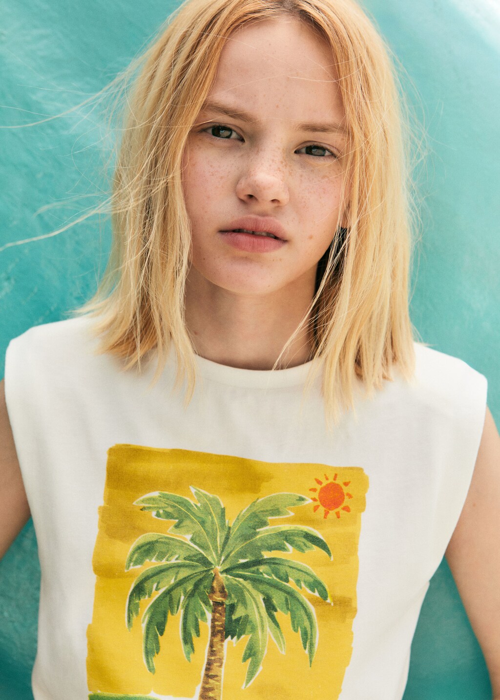 Sleeveless print t-shirt