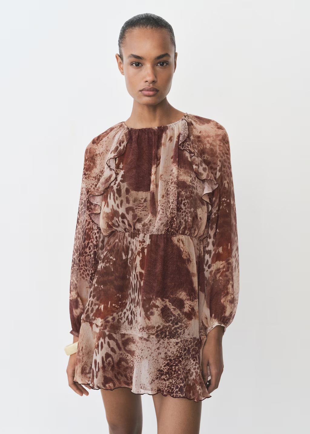 Vestido corto estampado volantes