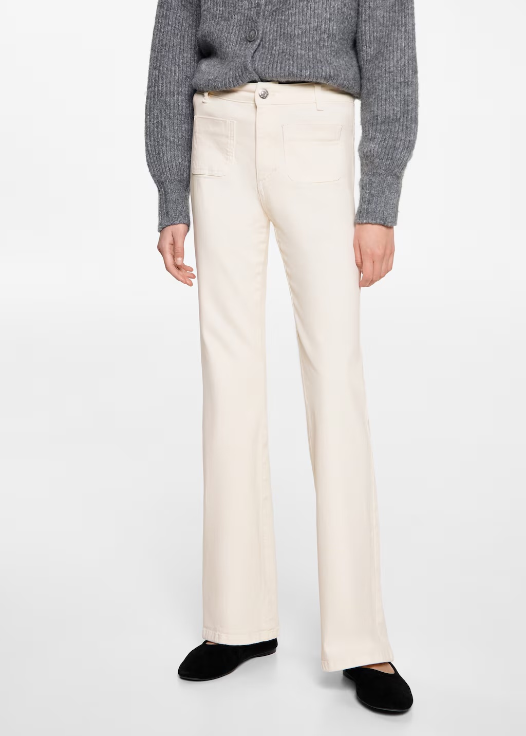 Flared jeans with pocket