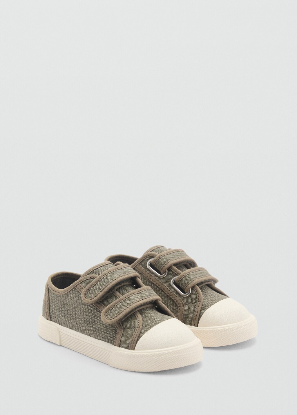 Velcro fastening straps sneakers
