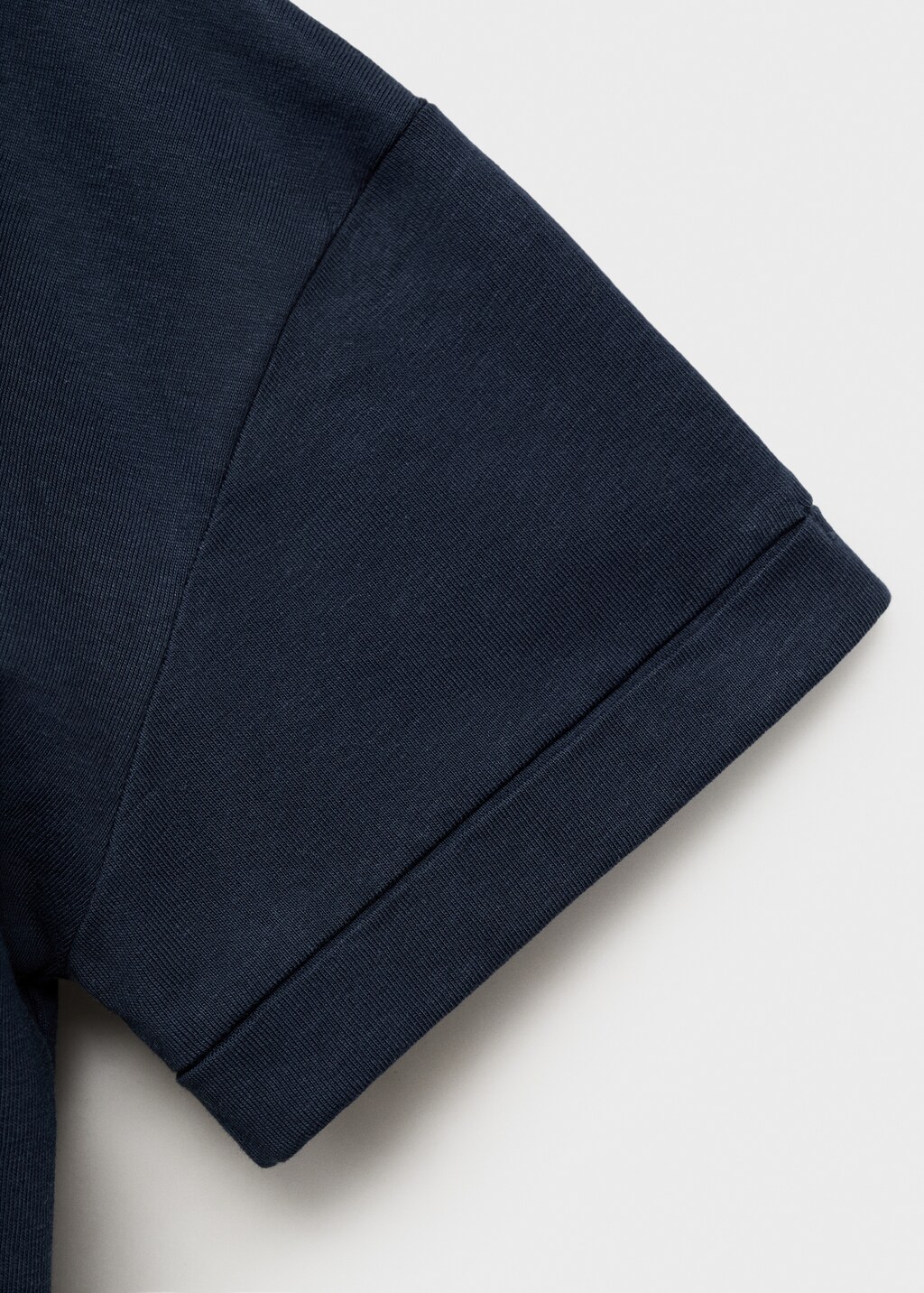 Embroidered detail T-shirt 8 Embroidered detail T-shirt